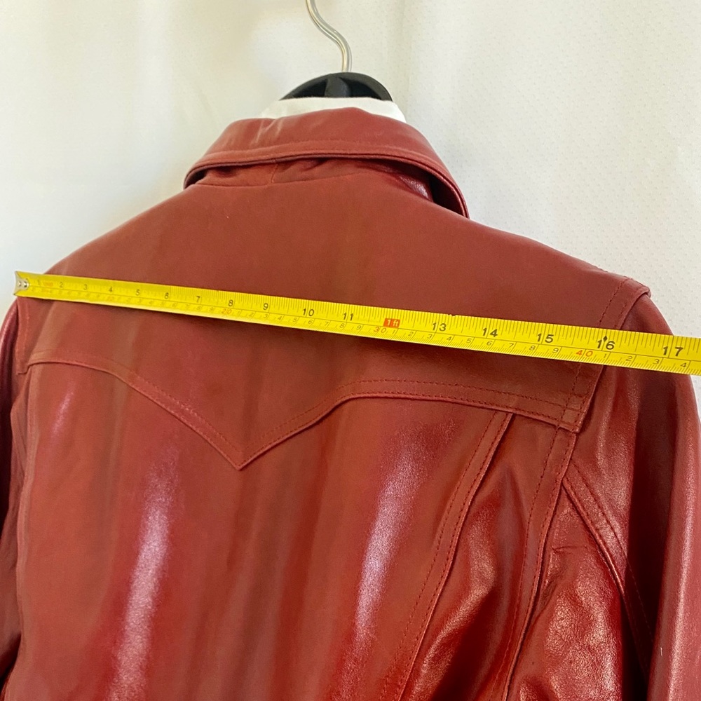 Women’s Leather Jacket. - Picture 7 of 8
